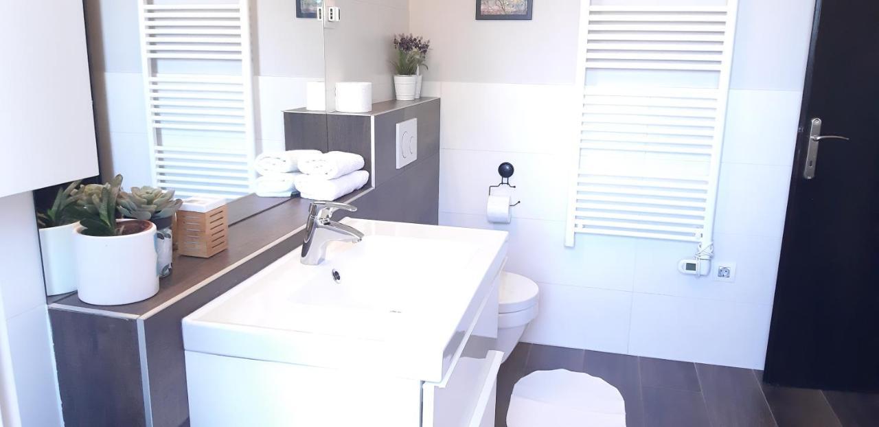 Premium Apartment Sanja Πόρετς Εξωτερικό φωτογραφία