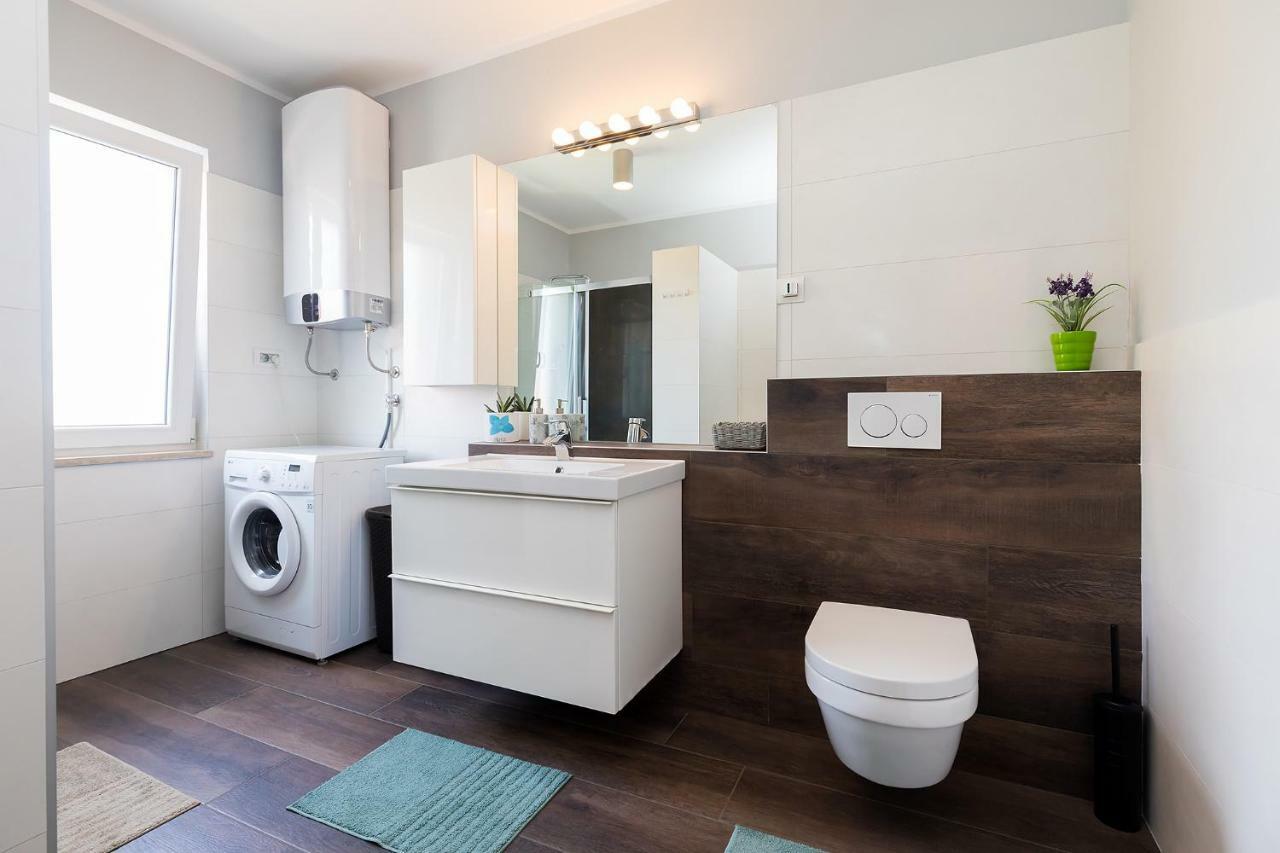 Premium Apartment Sanja Πόρετς Εξωτερικό φωτογραφία